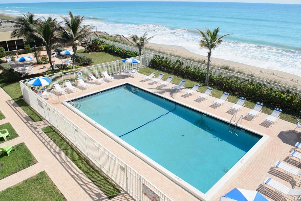The Island Beach Resort Jensen Beach Exterior photo